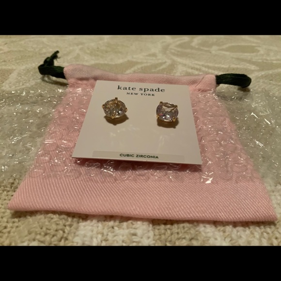 NWT Kate spade diamond studs - Picture 3 of 4